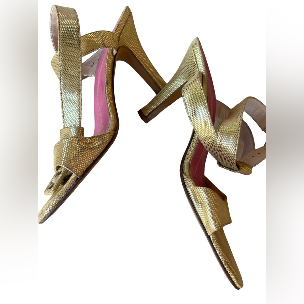 🌟💛 Sexy Gold Kate Spade heels. Size 8b. Made in Italy.